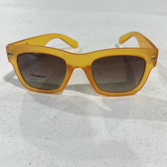 Brigada Sunglasses - Picture 5 of 5